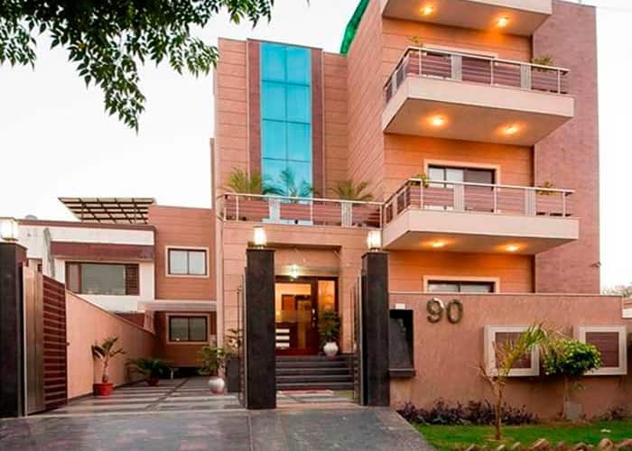 Royal Residence Sushant Lok, Gurgaon 4